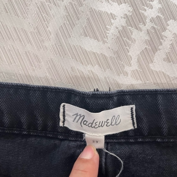 Madewell Denim Frisco Mini Skirt Black Raw Hem Size 29 Waist - Picture 2 of 7